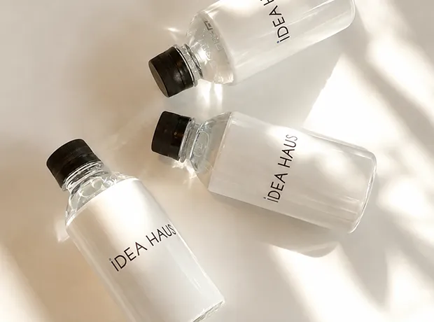 ミネラルウォーター（ペット300ml）/チラシA4